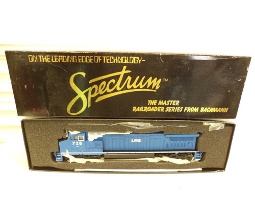 Bachmann 86030 dash 8 40cw - 86030,,